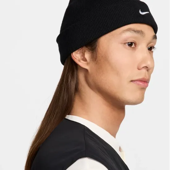 Шапка Nike Terra Swoosh Beanie HF0189-010