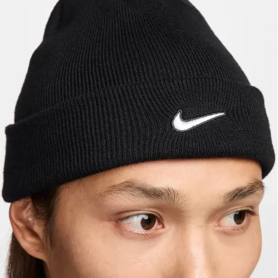 Шапка Nike Terra Swoosh Beanie HF0189-010