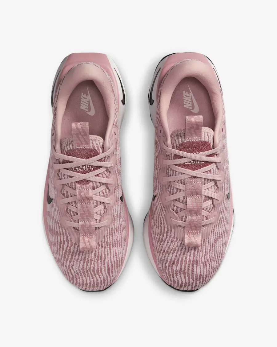 Кросівки Nike Motiva Premium HF1142-600