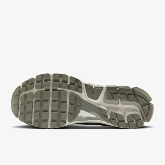 Кросівки Nike Zoom Vomero 5 Jade Horizon HF1553-002