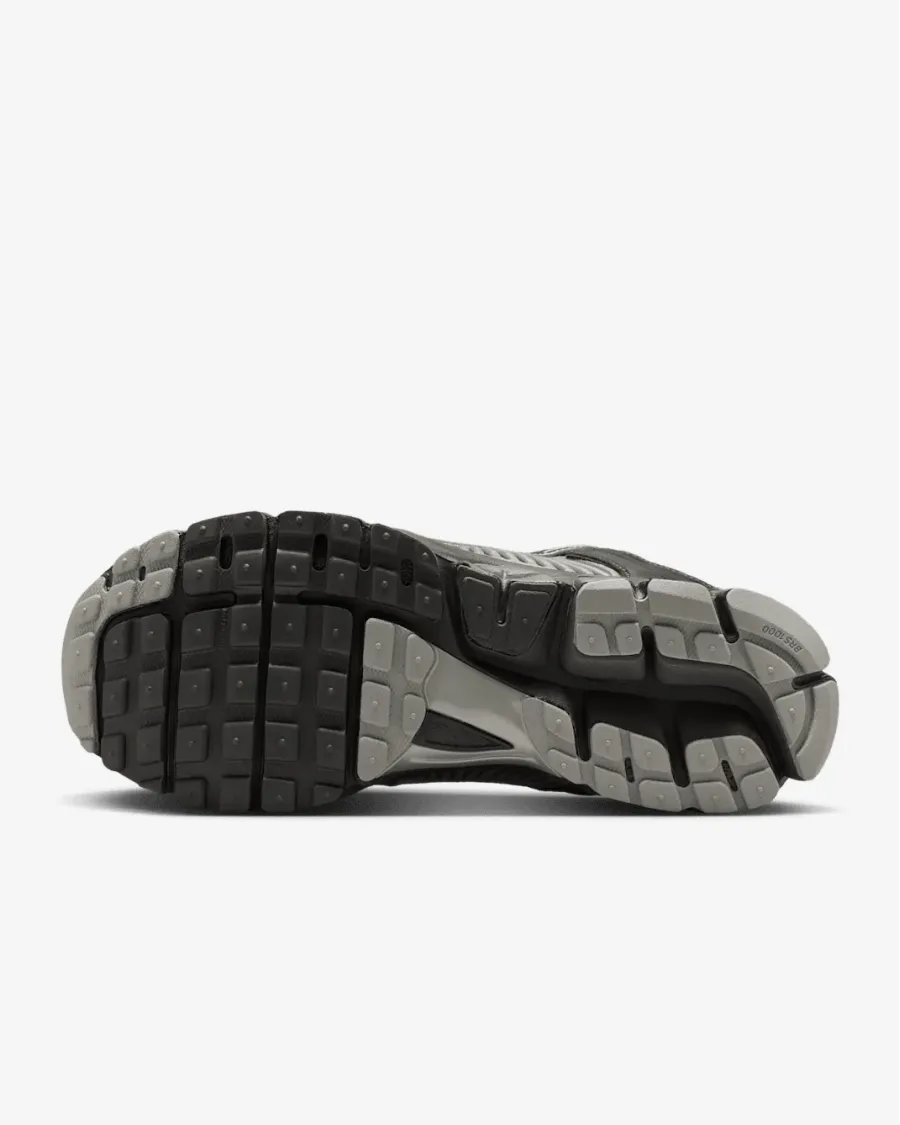 Кросівки Nike Zoom Vomero 5 Jade Horizon HF1553-006