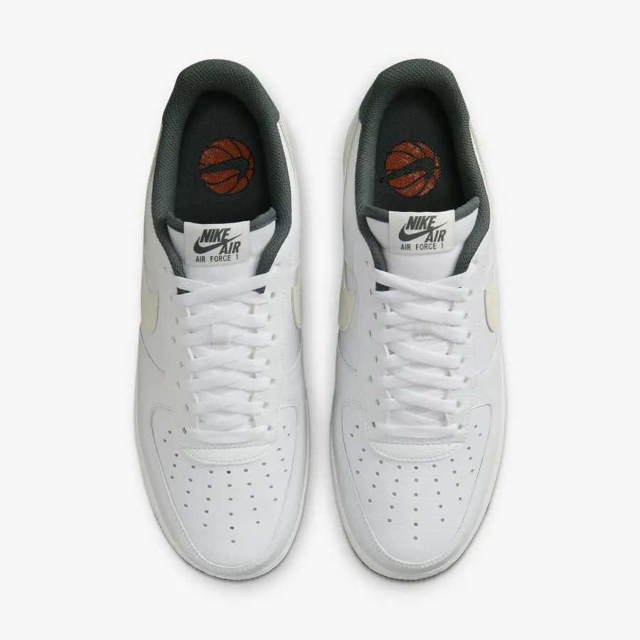 Кросівки Nike Air Force 1 '07 LV8 Vintage HF1939-100