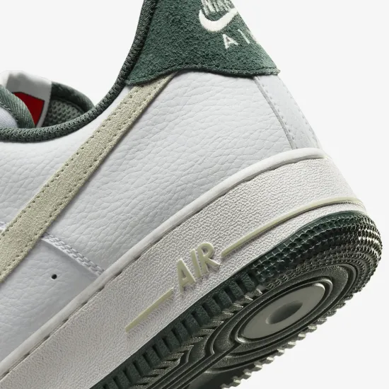 Кросівки Nike Air Force 1 '07 LV8 Vintage HF1939-100