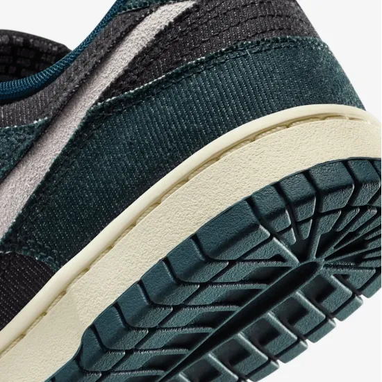 Кросівки Nike Dunk Low HF1985-400