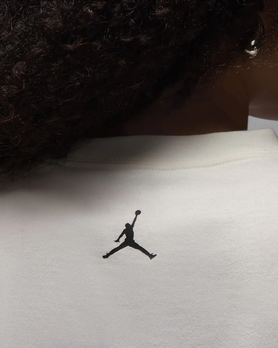 Футболка Nike Air Jordan Girlfriend HF2861-133