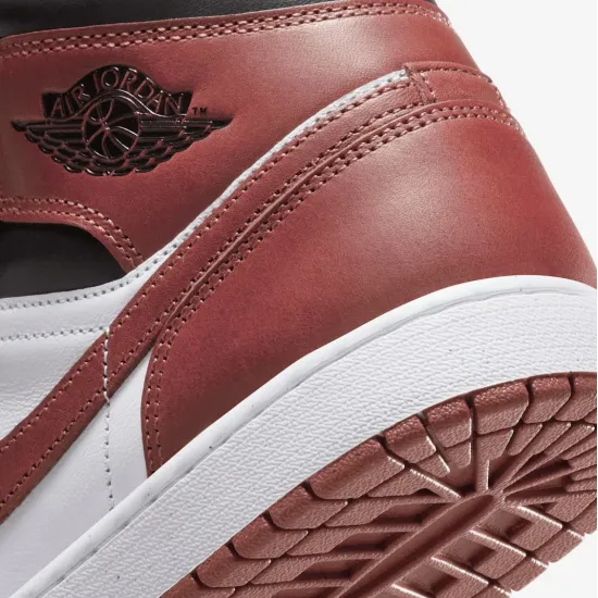 Кросівки Nike Air Jordan 1 Mid SE HF3216-102