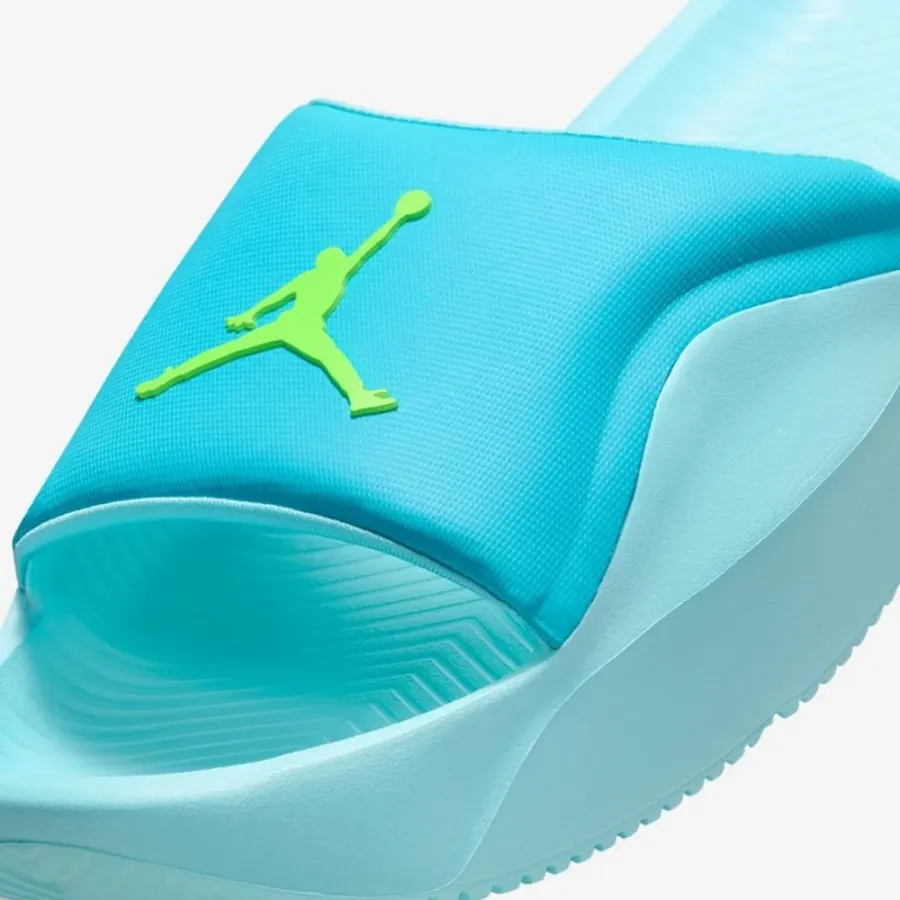 Тапочки Nike Air Jordan Franchise HF3263-400