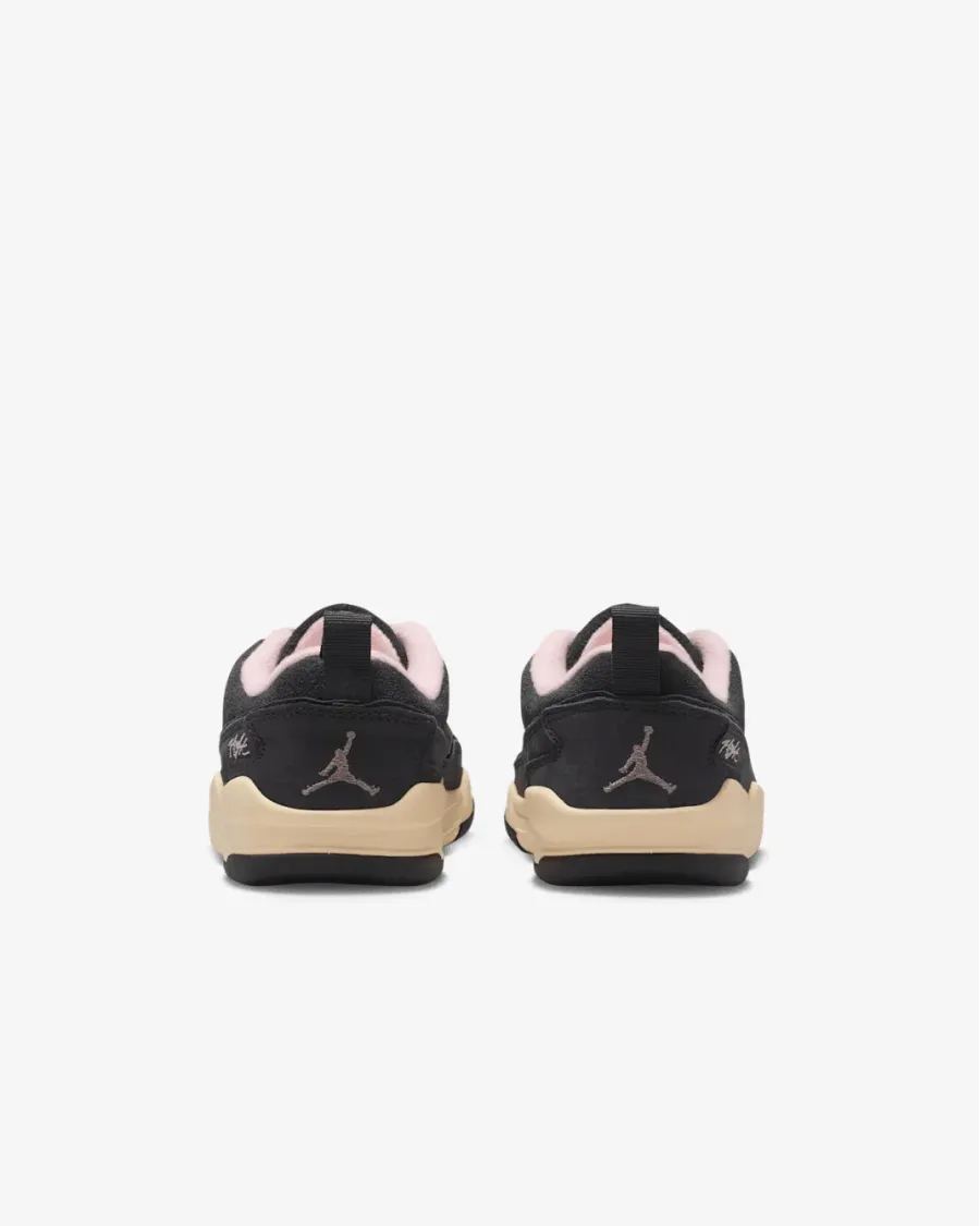 Кросівки Nike Air Jordan Flight Court HF3332-012