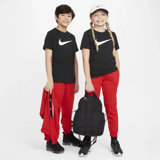 Футболка Nike Sportswear Tee Club+ Poly HF3404-010