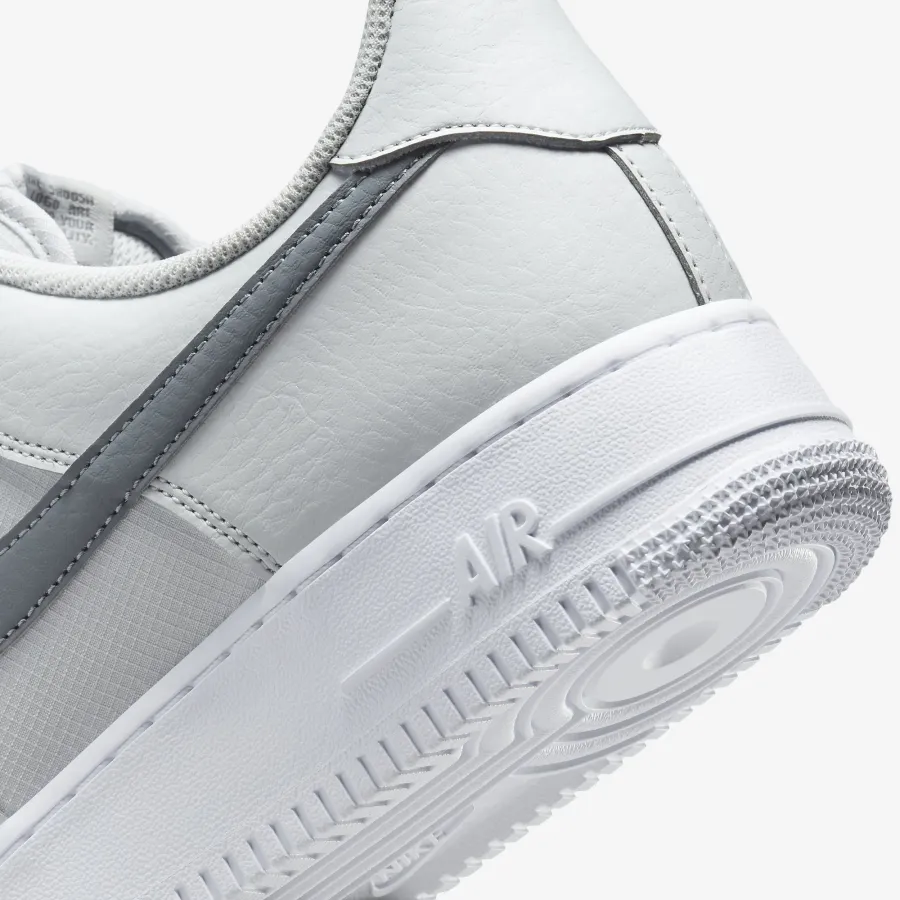 Кросівки Nike Air Force 1 '07 HF3836-001