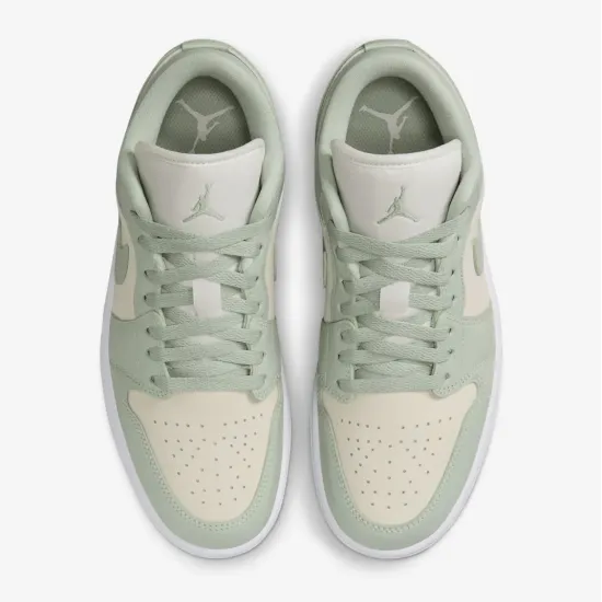 Кросівки Nike Air Jordan 1 Low SE HF4078-100