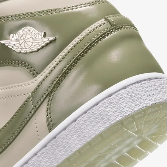 Кросівки Nike Air Jordan 1 Mid SE HF4079-003
