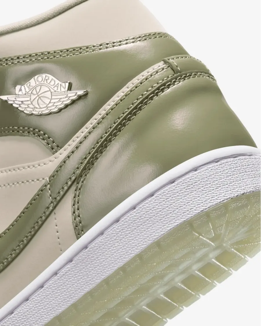 Кросівки Nike Air Jordan 1 Mid SE HF4079-003