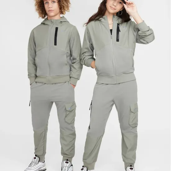 Толстовка Nike Sportswear City Utility HF4208-053
