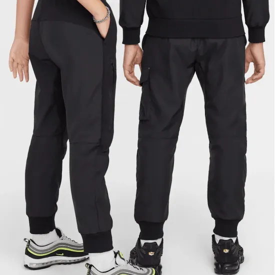 Штани Nike Sportswear City Utility EasyOn Therma-FIT HF4211-010
