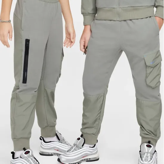 Штани Nike Sportswear City Utility EasyOn Therma-FIT HF4211-053