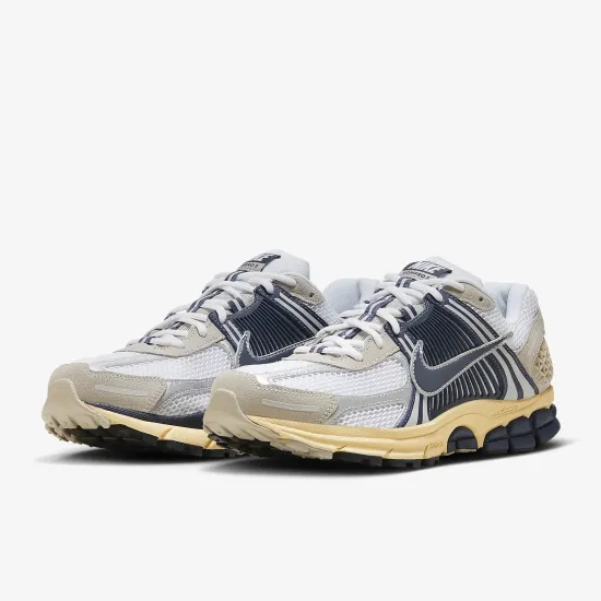Кросівки Nike Air Zoom Vomero 5 HF4259-100