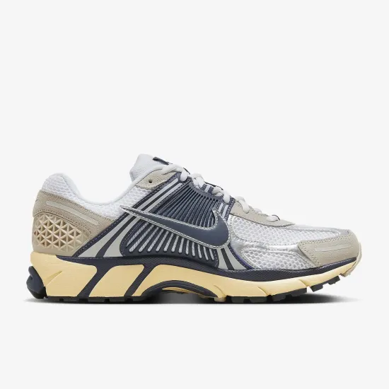 Кросівки Nike Air Zoom Vomero 5 HF4259-100