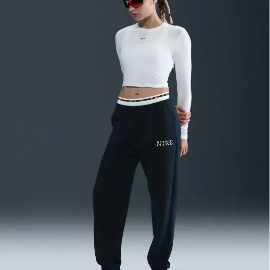 Лонгслів Nike Sportswear Chill Knit HF5322-102