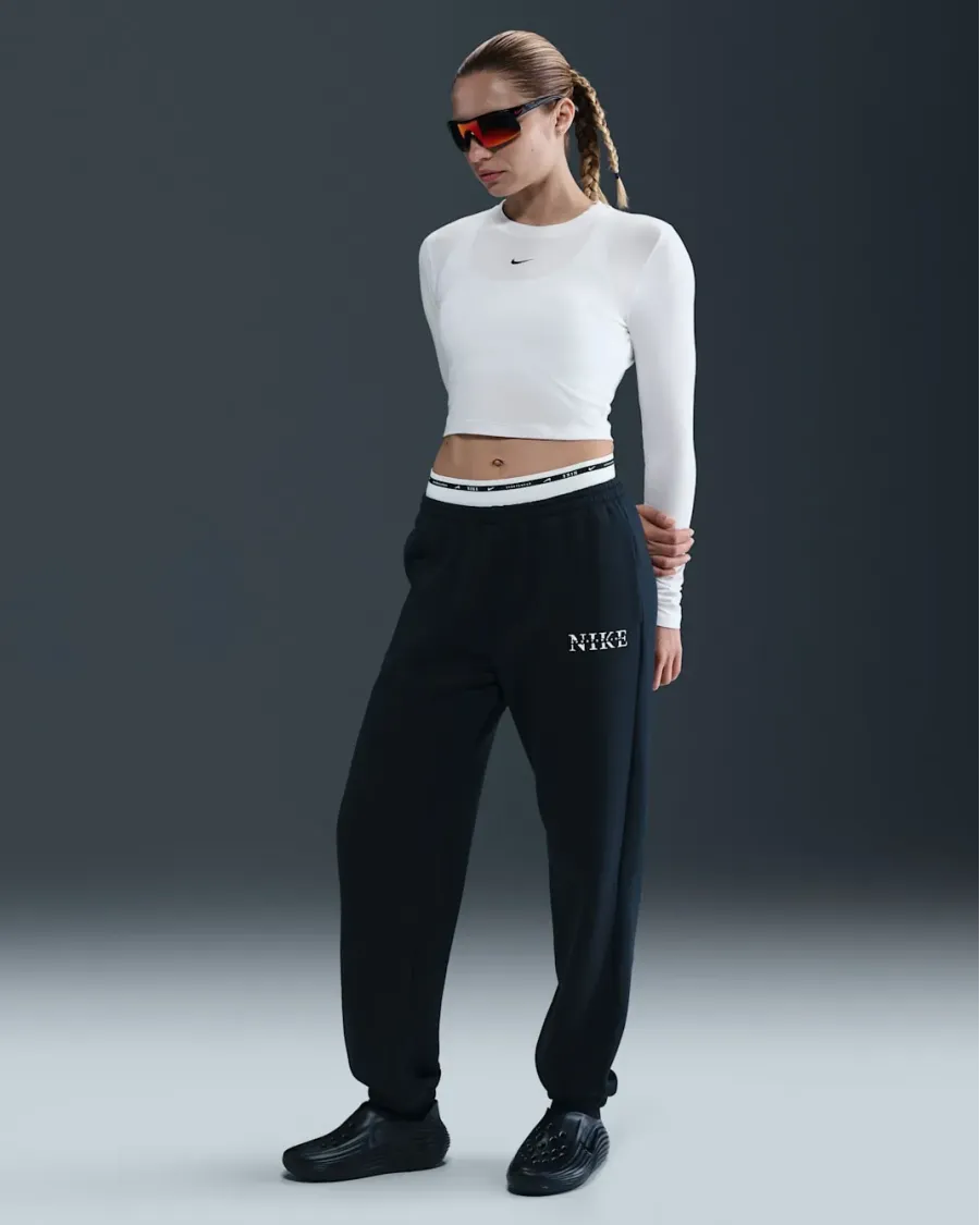 Лонгслів Nike Sportswear Chill Knit HF5322-102