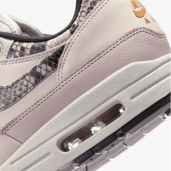 Кросівки Nike Air Max 1 87 HF5338-100