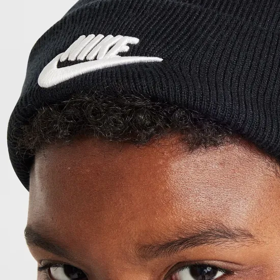Шапка Nike Peak Beanie HF5498-010