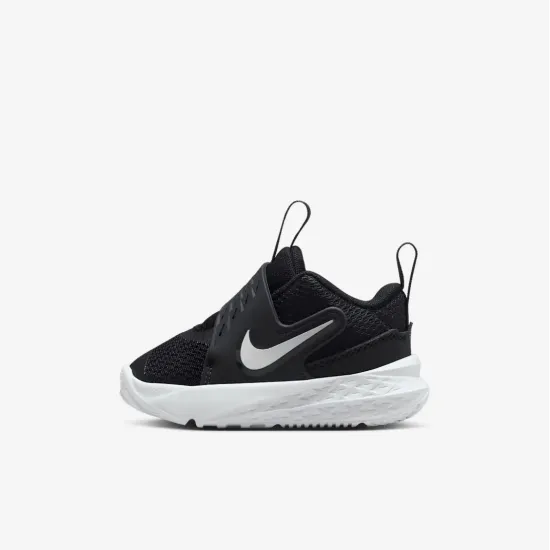 Кросівки Nike Team Hustle D 12 HF6281-002