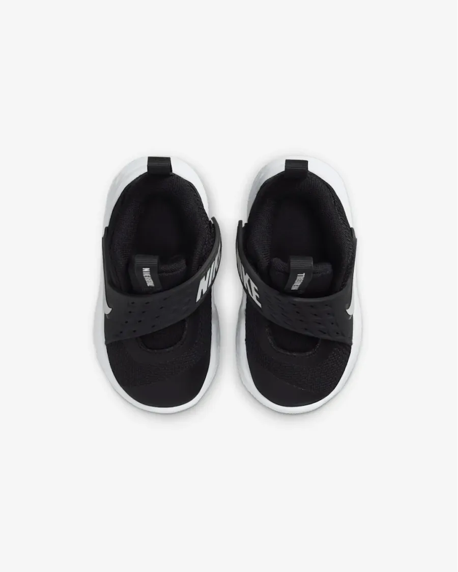 Кросівки Nike Team Hustle D 12 HF6281-002