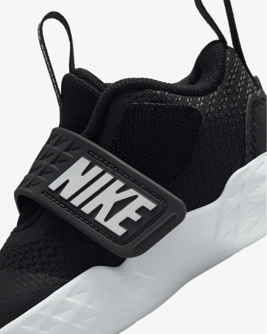 Кросівки Nike Team Hustle D 12 HF6281-002