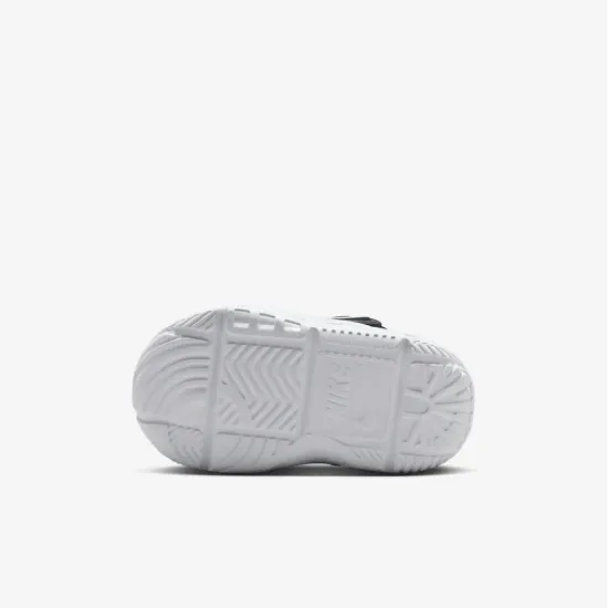 Кросівки Nike Team Hustle D 12 HF6281-002