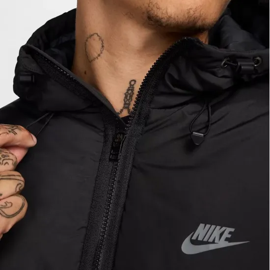 Куртка Nike Sportswear Synthetic-Fill HF6825-010