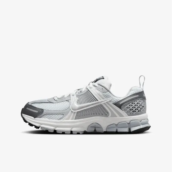 Кросівки Nike Zoom Vomero 5 HF6998-002