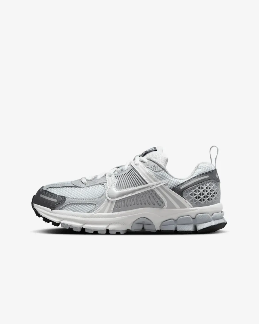 Кросівки Nike Zoom Vomero 5 HF6998-002
