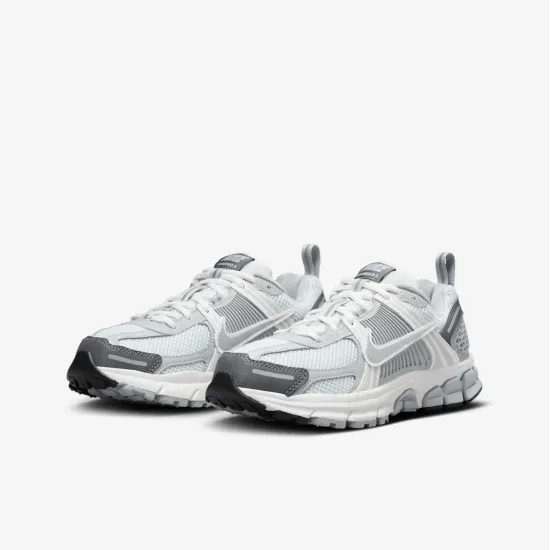 Кросівки Nike Zoom Vomero 5 HF6998-002