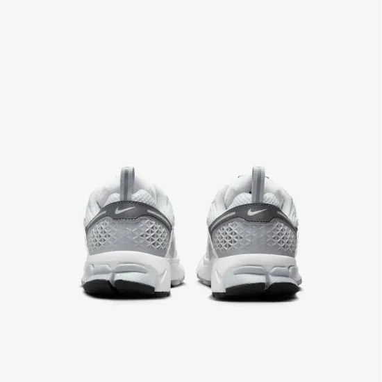 Кросівки Nike Zoom Vomero 5 HF6998-002