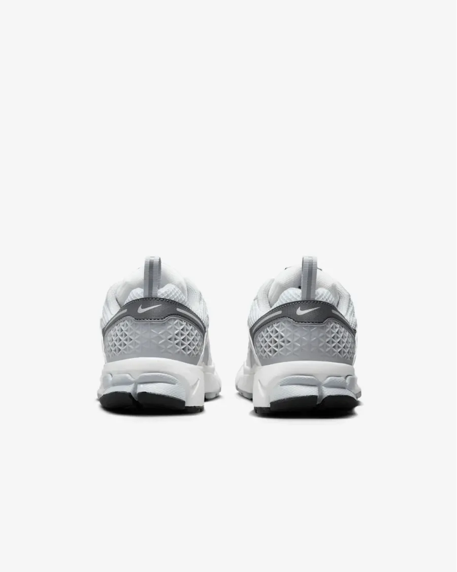 Кросівки Nike Zoom Vomero 5 HF6998-002