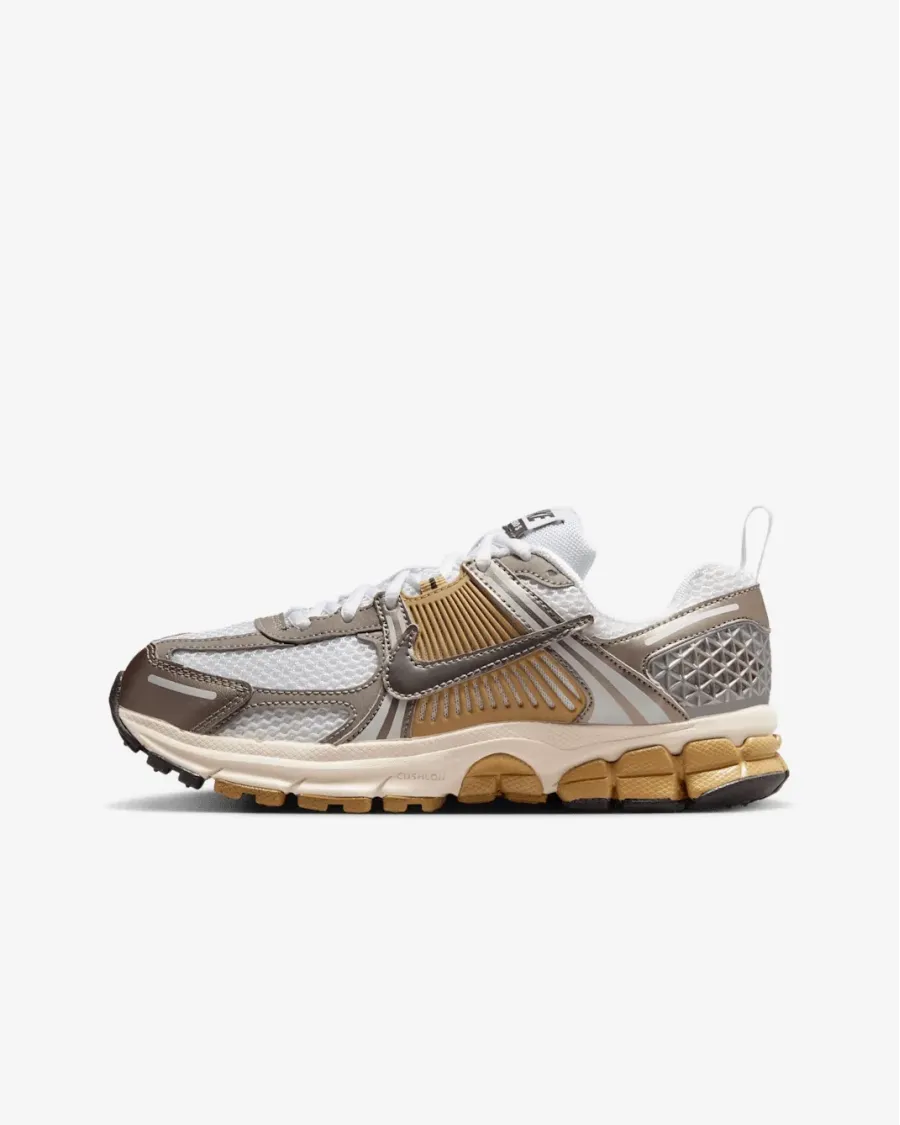 Кросівки Nike Zoom Vomero 5 HF6998-004