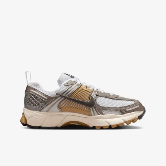 Кросівки Nike Zoom Vomero 5 HF6998-004