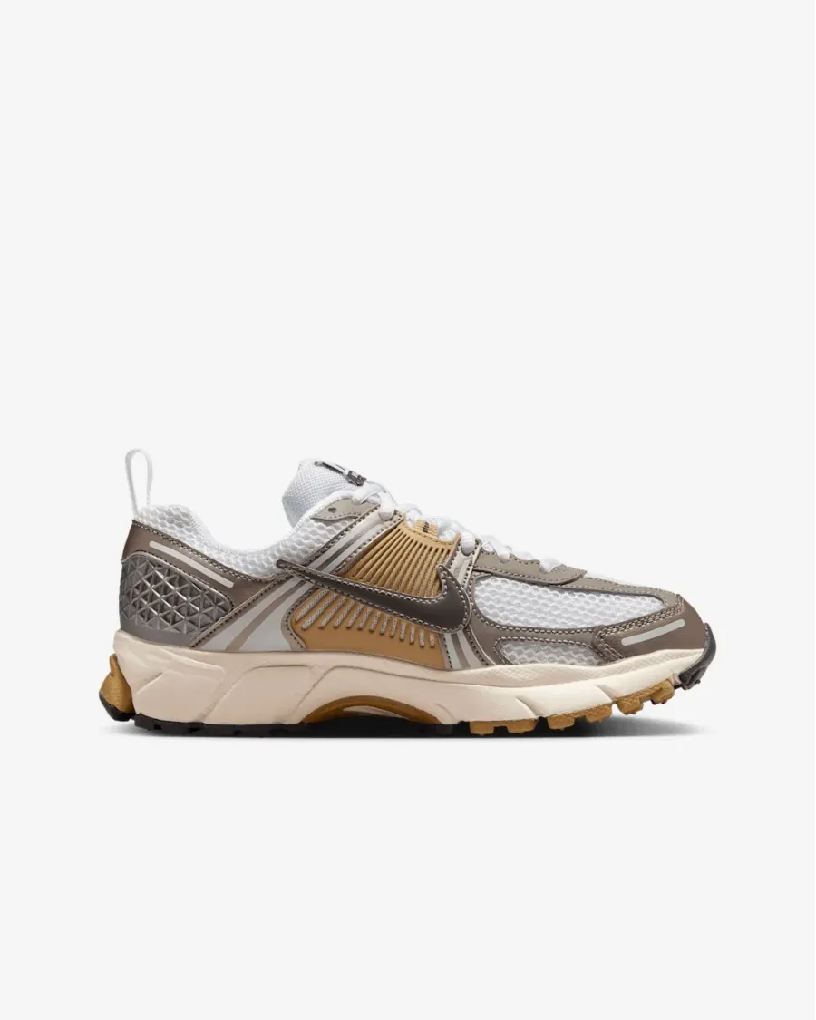 Кросівки Nike Zoom Vomero 5 HF6998-004