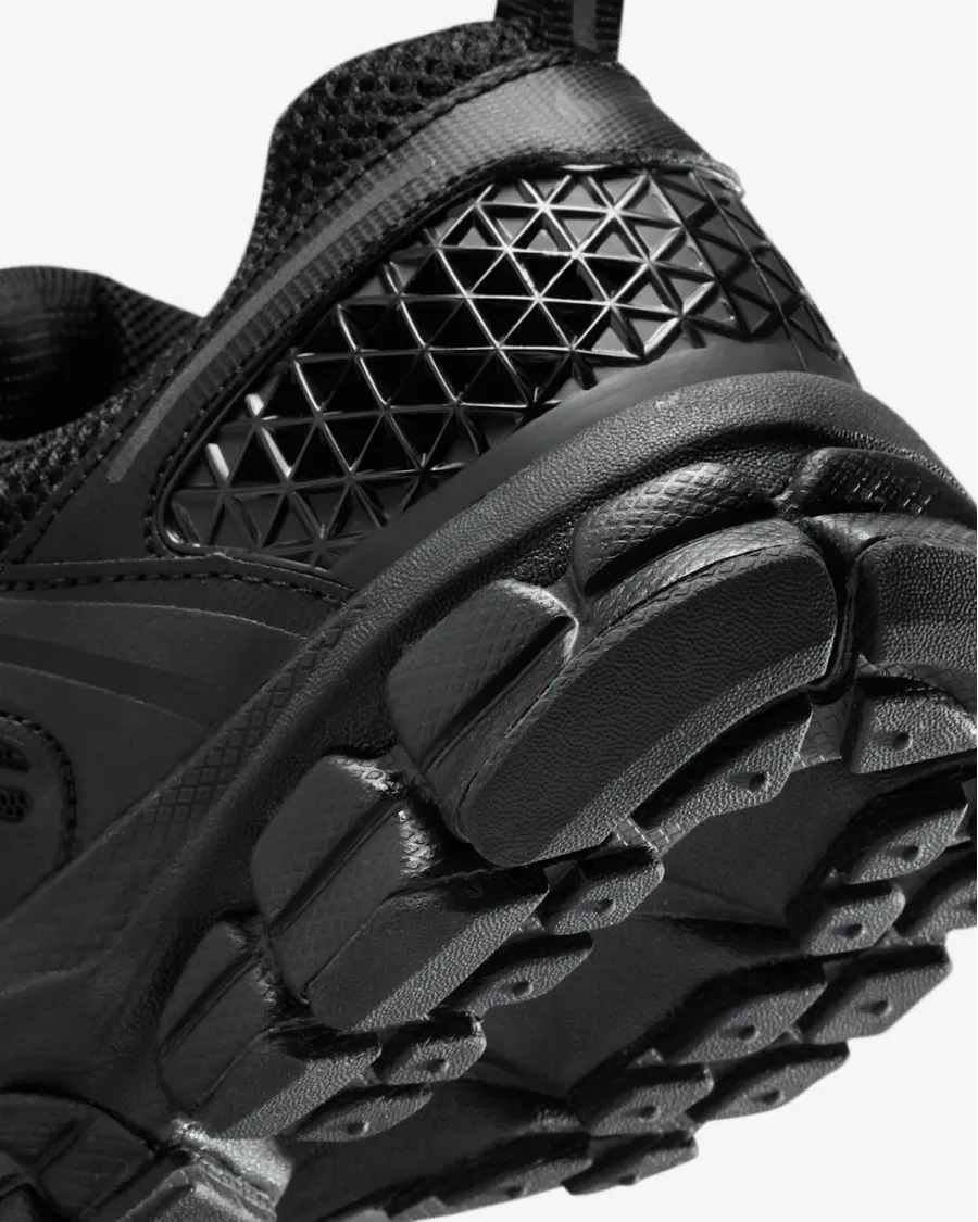 Кросівки Nike Zoom Vomero 5 HF6998-007