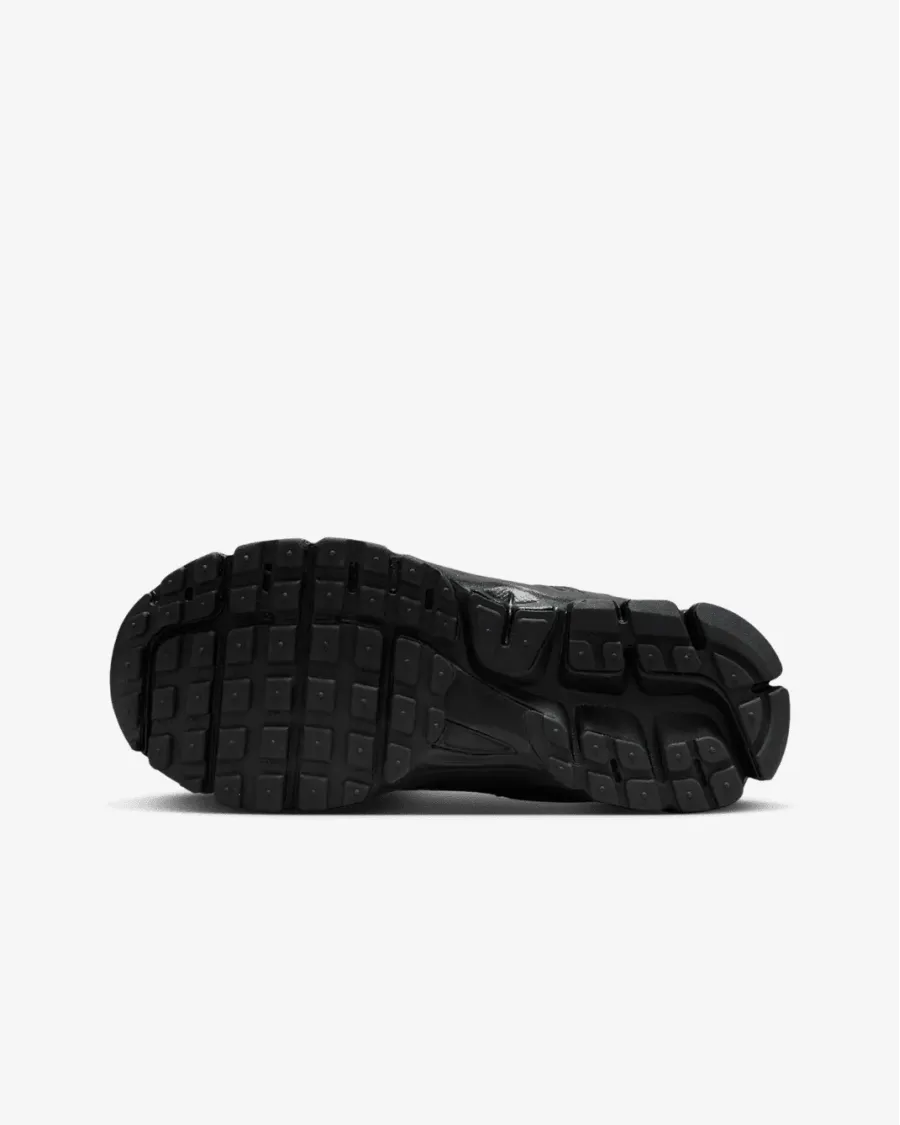 Кросівки Nike Zoom Vomero 5 HF6998-007