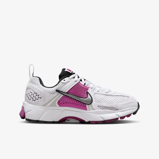 Кросівки Nike Zoom Vomero 5 HF6998-102