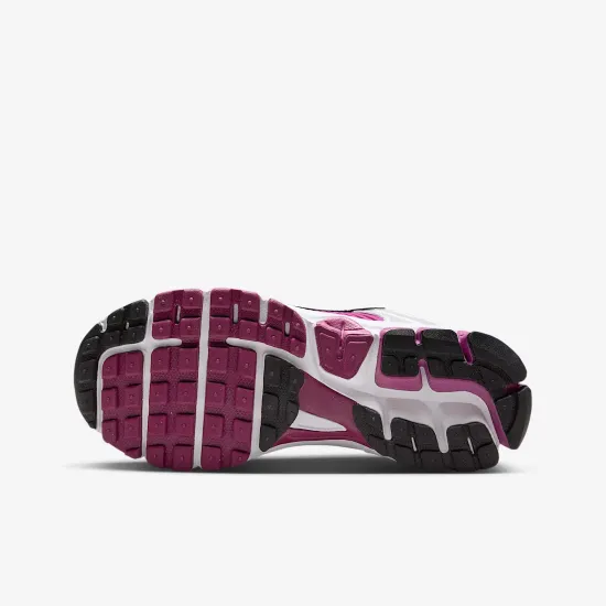 Кросівки Nike Zoom Vomero 5 HF6998-102