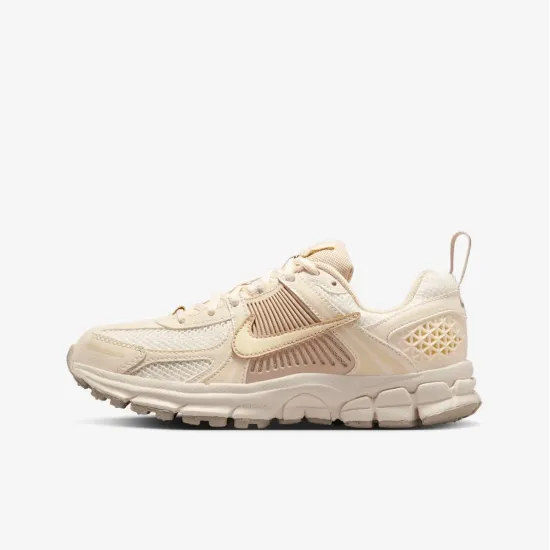 Кросівки Nike Zoom Vomero 5 HF6998-106