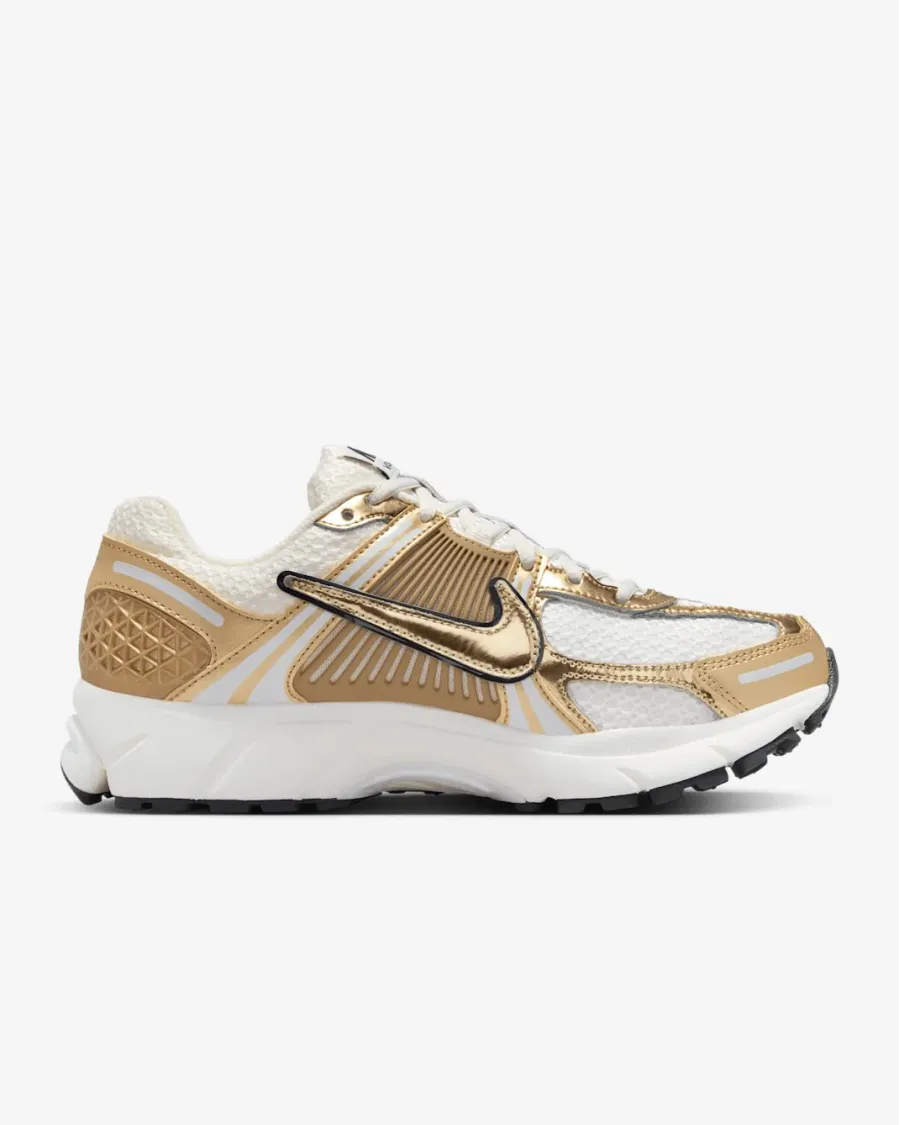 Кросівки Nike Zoom Vomero 5 HF7723-001