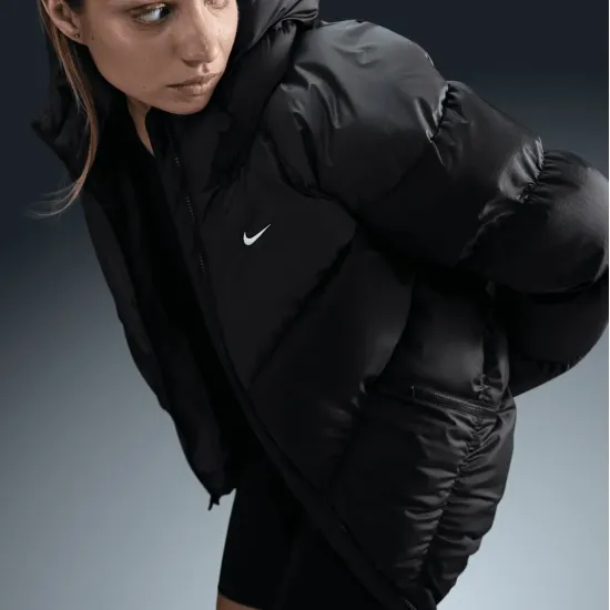 Куртка Nike Sportswear Windpuffer Storm-FIT Loose HF7865-010