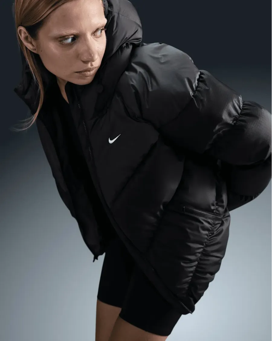 Куртка Nike Sportswear Windpuffer Storm-FIT Loose HF7865-010
