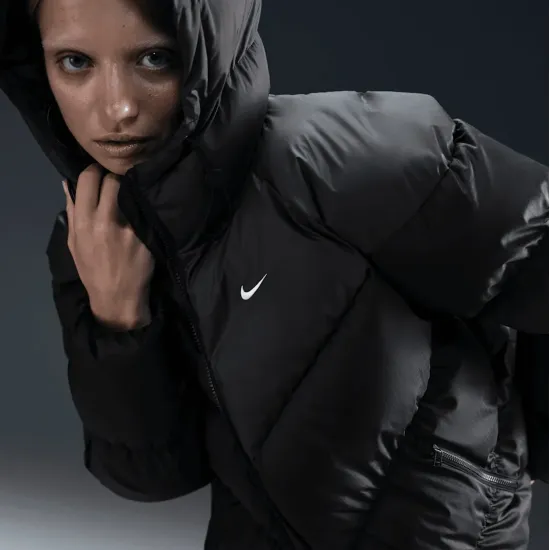 Куртка Nike Sportswear Windpuffer Storm-FIT Loose HF7865-010