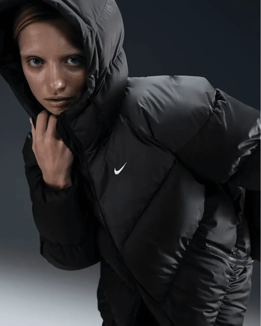 Куртка Nike Sportswear Windpuffer Storm-FIT Loose HF7865-010