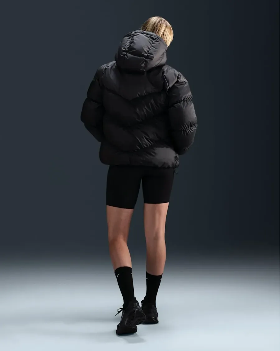 Куртка Nike Sportswear Windpuffer Storm-FIT Loose HF7865-010
